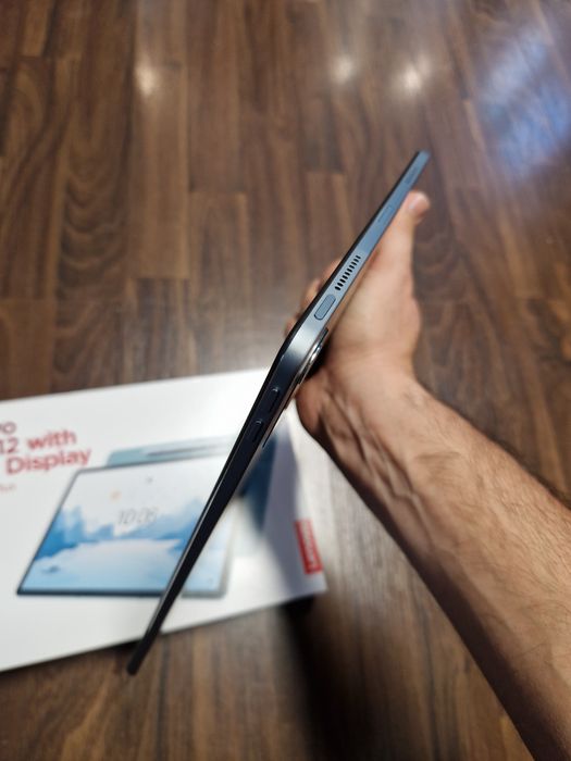Lenovo tab P12 Matte Display 12,7" като нов