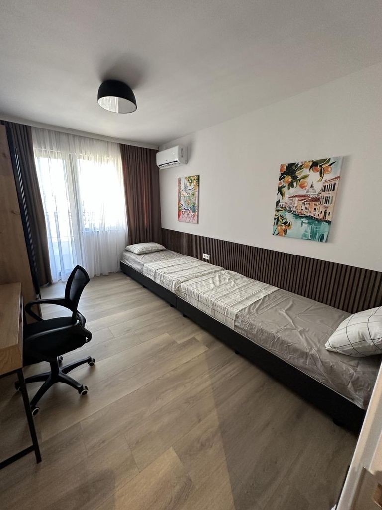 Дава се под наем Тристаен апартамент в Пловдив, Остромила - 98 кв.м за 600 € - Снимка #7