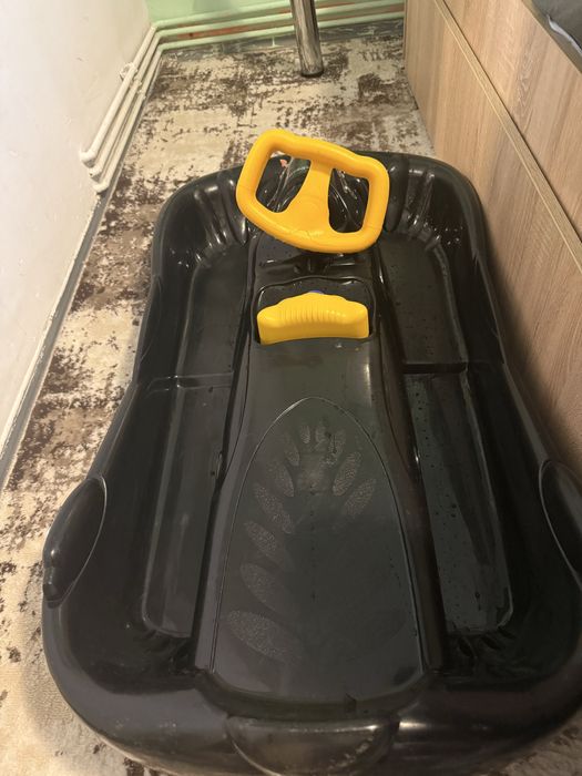 Sanie/Bob cu Volan si Frane metalice