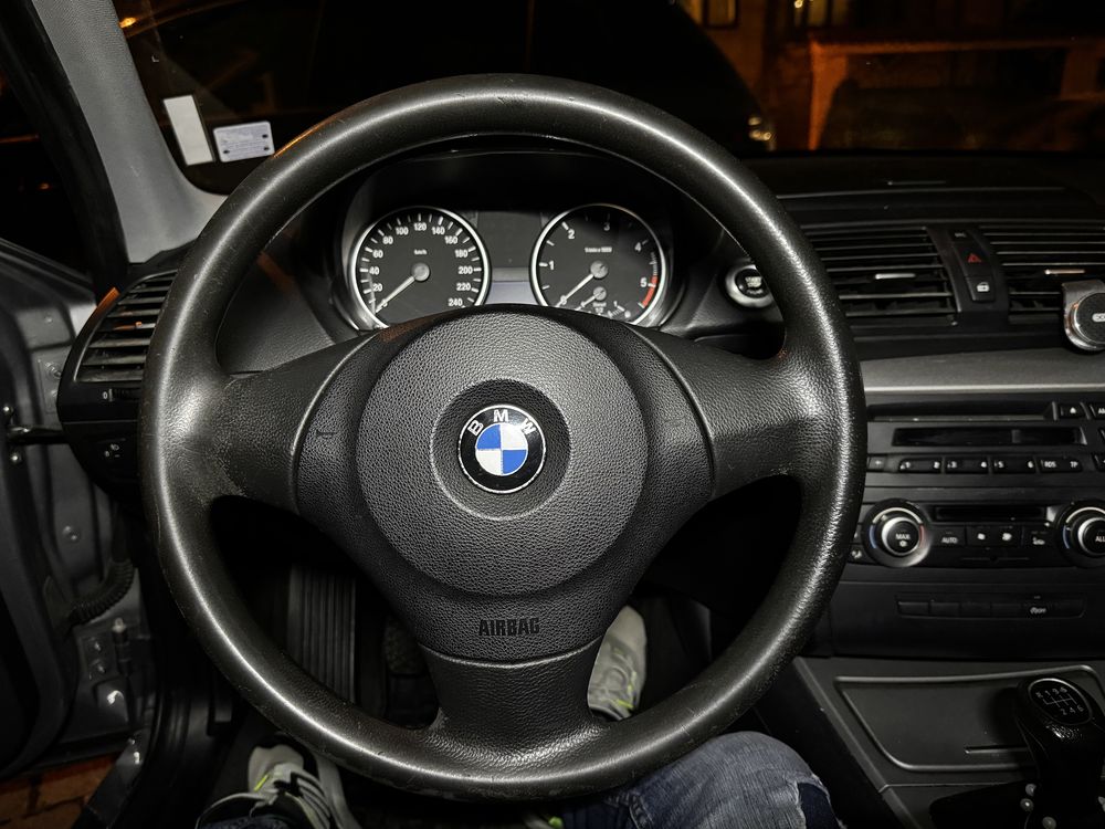 Волан с еърбег за bmw e87 /e90