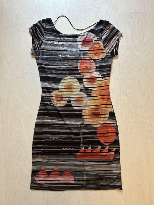 Rochii Desigual &CK cu eticheta mar XS