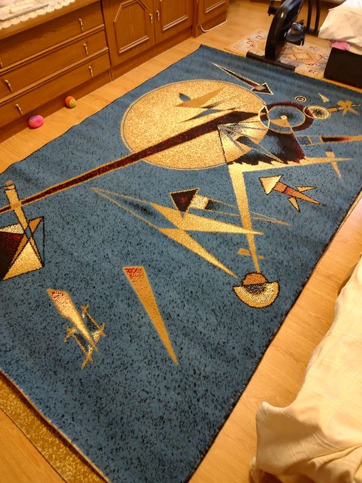 Se pune în vânzare covor