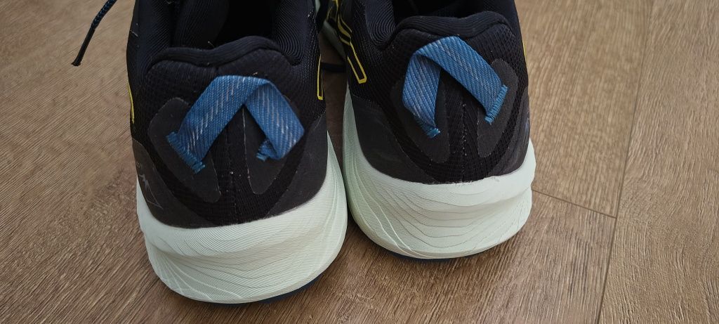 Маратонки за планинсо бягане Asislcs Gel Trabuco 11 Gore Tex