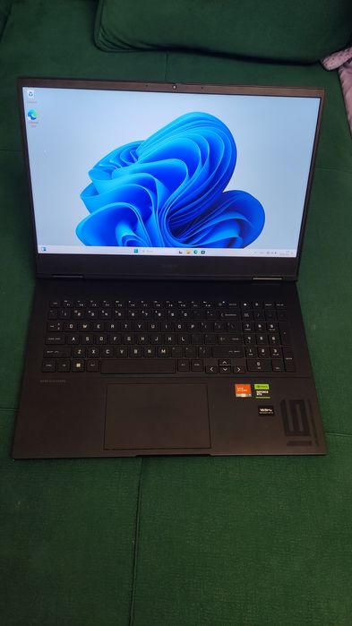 Мощный игровой ноутбук HP Omen в идеальном состоянии