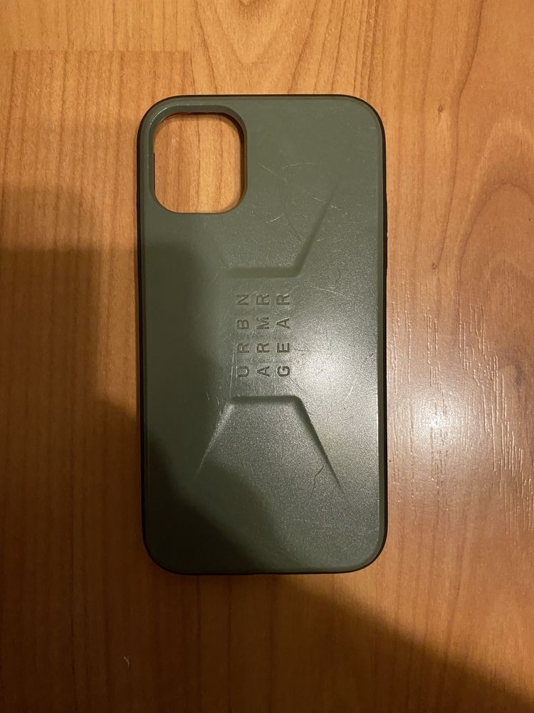Чехол для айфон 11 UAG