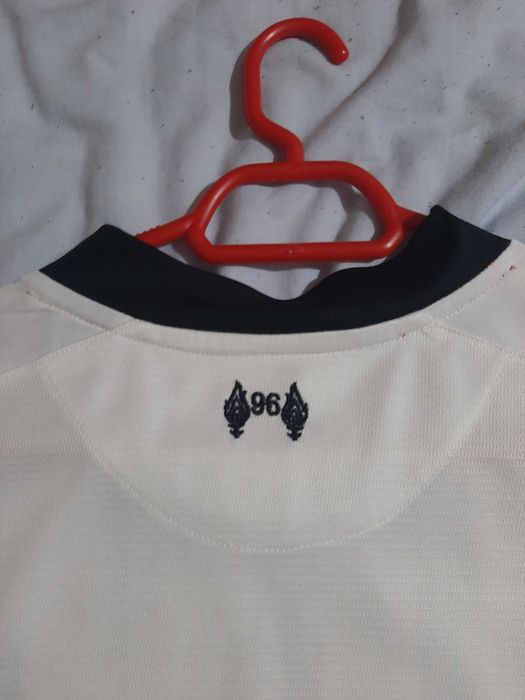 Liverpool FC , оригинална тениска Ливърпул