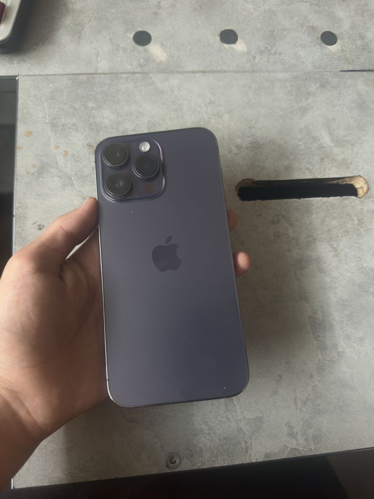 iPhone 14 Pro Max