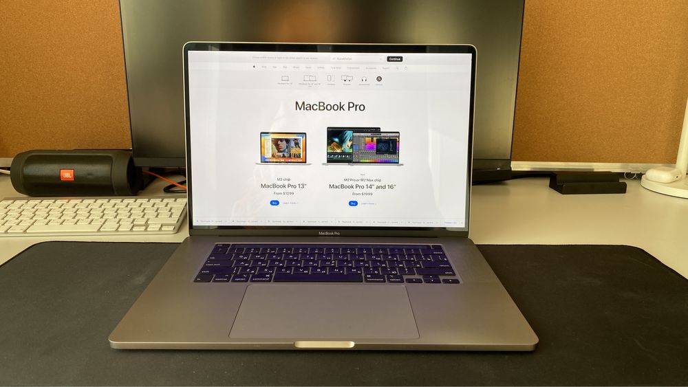 MacBook Pro 16, 8tb SSD, 64gb ram, intel i9, 8gb video