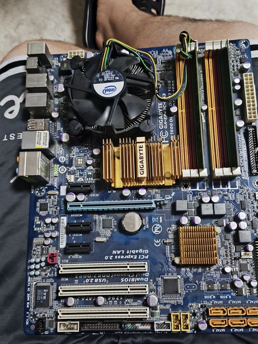 GiGabyte ga-ep43c-ds3