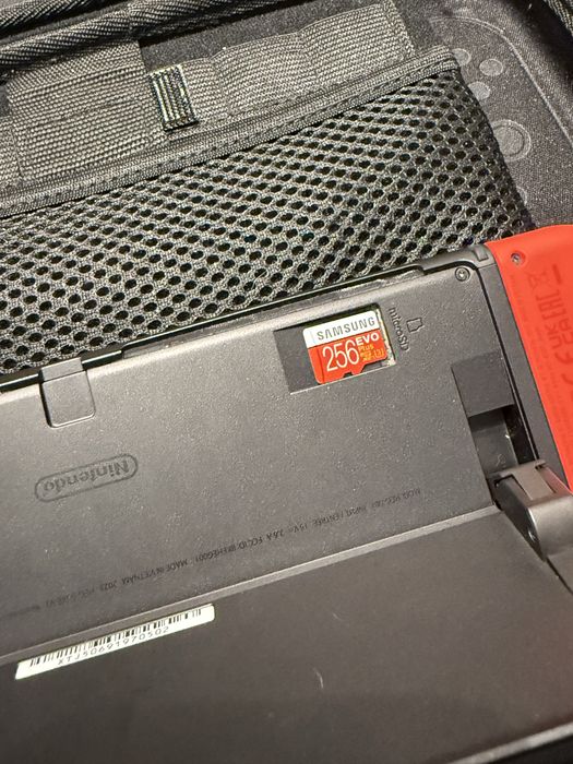 Nintendo Switch 256GB