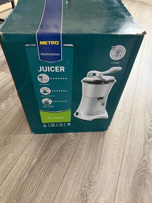 Storcator citrice profesional Metro