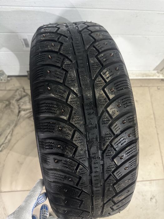225/60 R17 комплект зимние шины