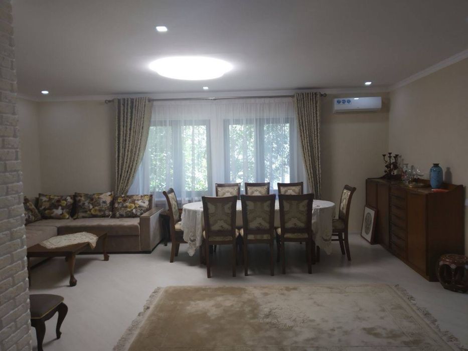 Аренда метро Космонавтов 4/4/5 106 кв.м