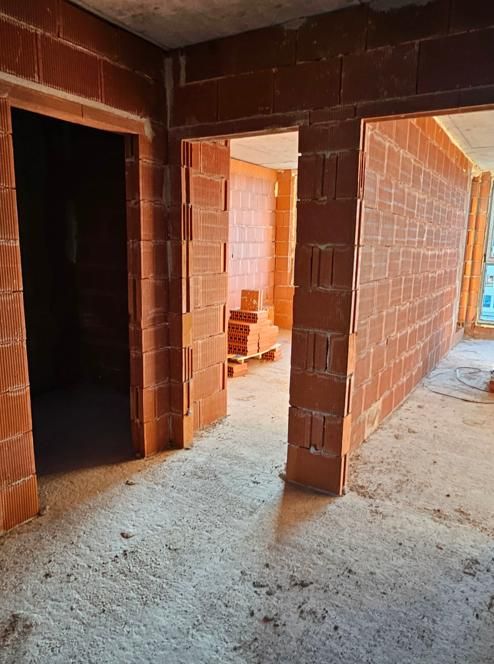 Продава се Двустаен апартамент в София, Малинова долина - 67 кв.м за 1717 €/кв.м - Снимка #2