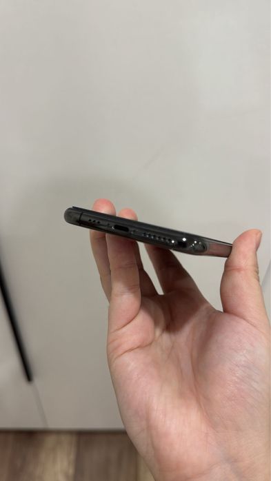 Продам iphone XS