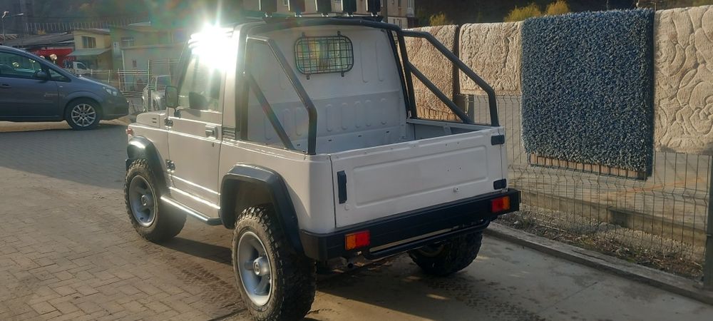 Suzuki samurai 410