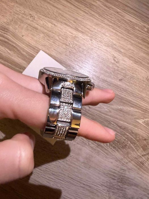 Часовник Michael Kors НОВ !
