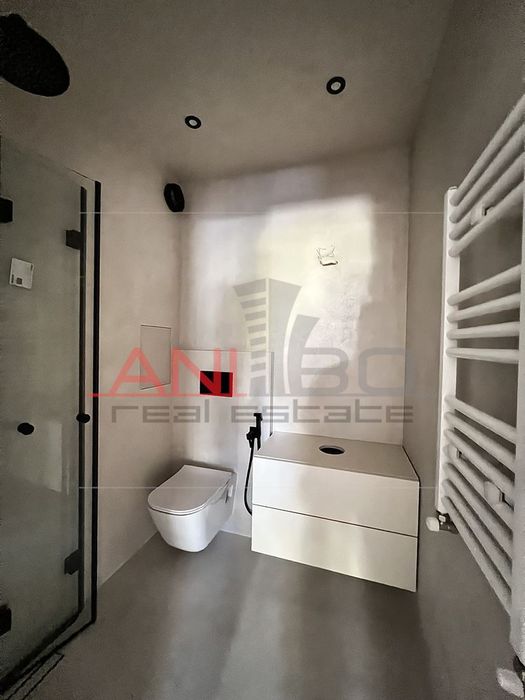 ДО ЮЖЕН ПАРК И МОЛ ПАРАДАЙС! АНИ-БО Недвижими имоти предлага за прода