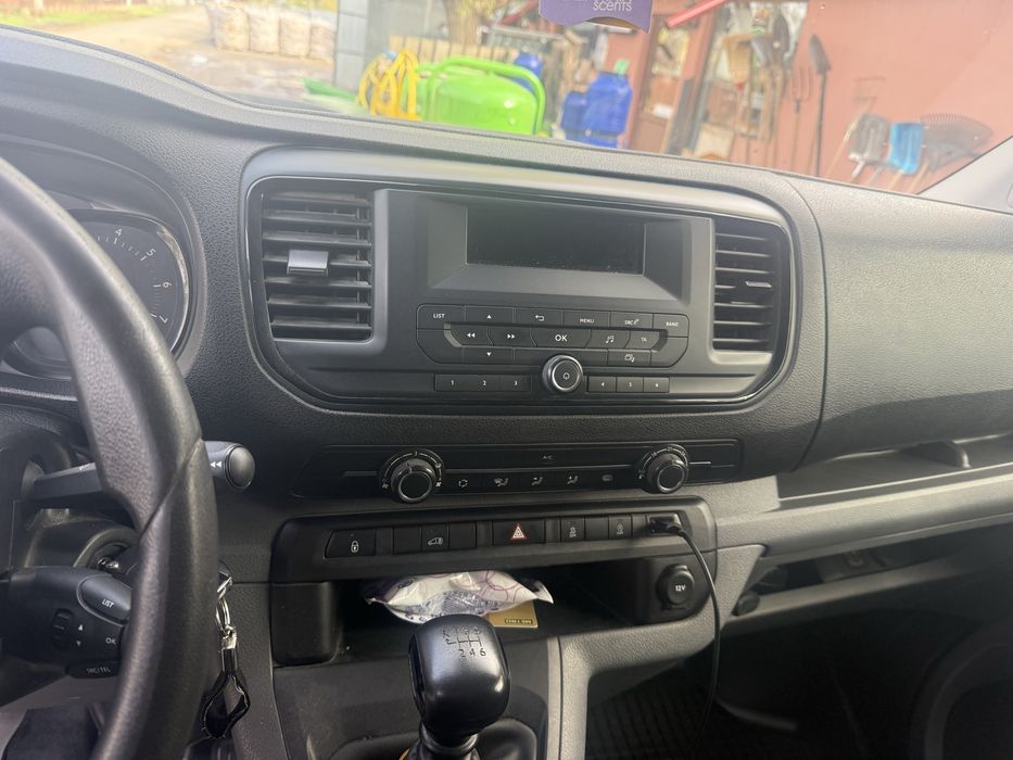 Opel vivaro motor 2.0