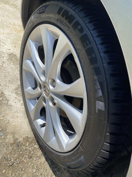 Mazda 3 Active plus , 2010, 1.6 benzina , Optiuni , in stare f buna !!