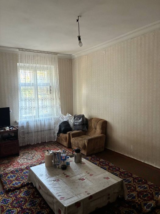 Продается квартира в Ангрене Янгиабад Yangiobod