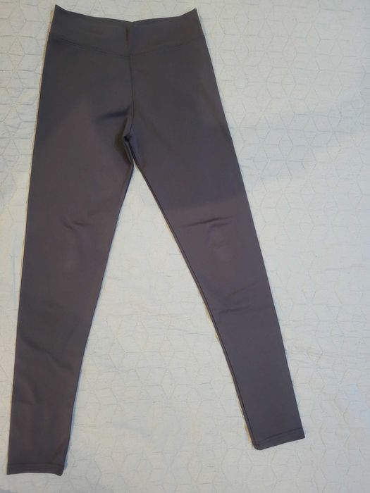 4 бр Запазени дънки и клинове за училище 146 - 152 см / плюс 1 подарък