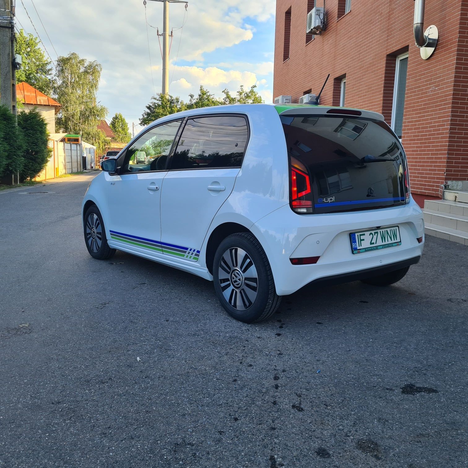 Volkswagen Up electric