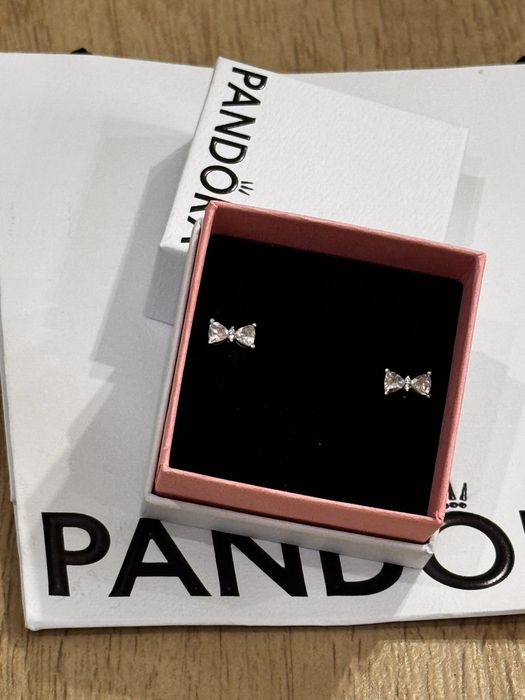 Пандора обеци Pandora