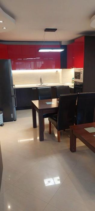 Дава се под наем Тристаен апартамент в София, Банишора - 92 кв.м за 650 € - Снимка #2