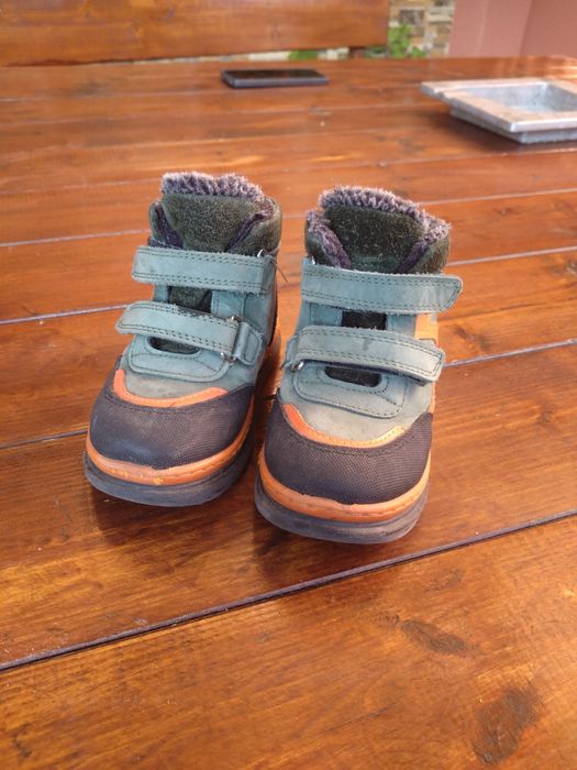 Детски обувки 22, 24-25 размер