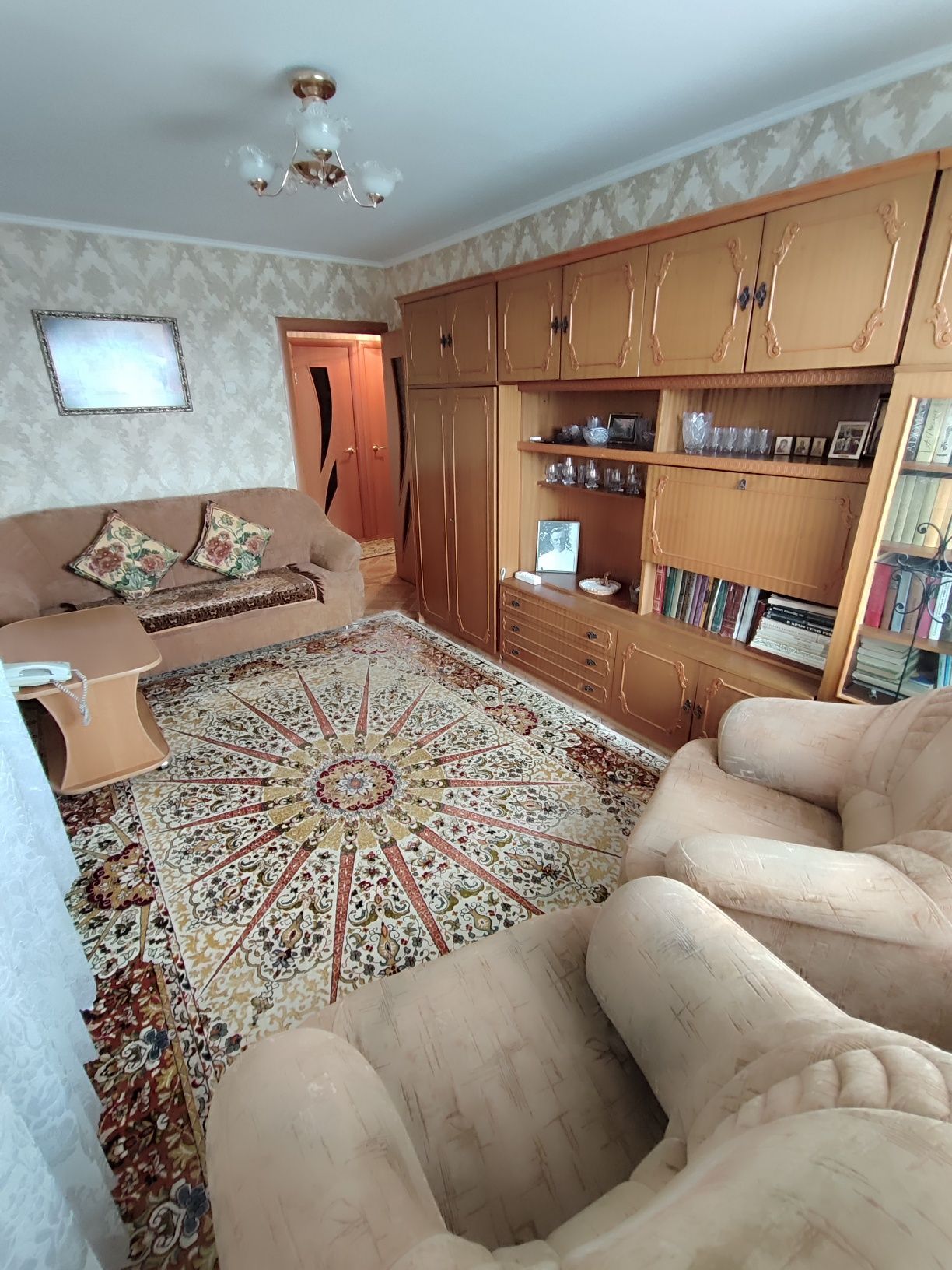 Продается 2-комн (4-5, 7 эт)