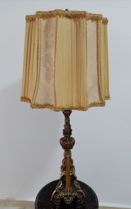 Lampadar Baroc din bronz masiv de dimensiuni impresionante, abajur din