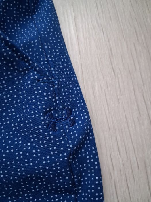 Vand Pantaloni scurti Under Armour  marime M Barbati