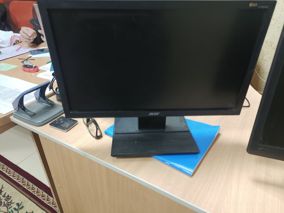 Продам монитор Асер в отличном состоянии