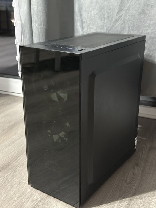 Pc de gaming cu 1060, ryzen5 2400G