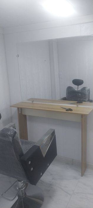 салон мархабо ижарага берилади