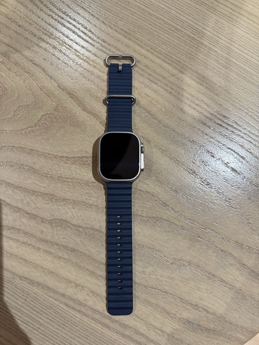 Apple Watch Ultra 2 (GPS + Cellular)