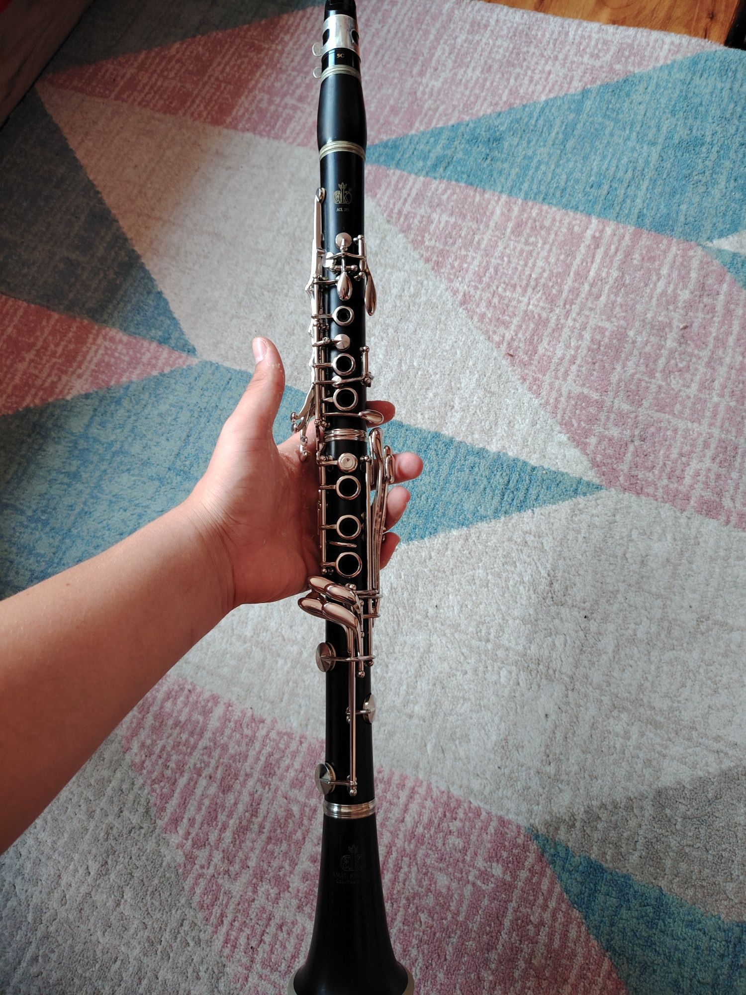 Продавам Amati kraslice acl 313! Мога да сваля и от цената!