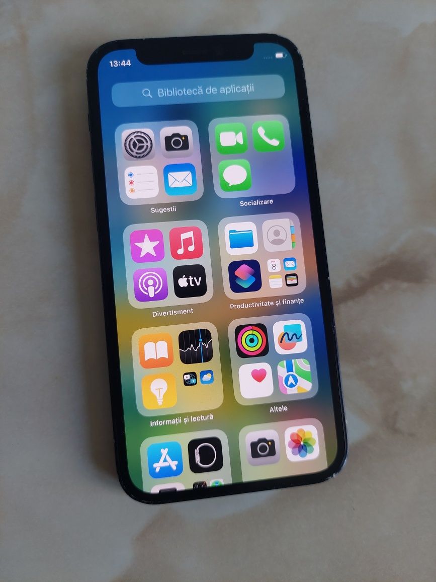 Vând Apple iPhone 12 Mini (negru) de 64Gb Neverlocked //poze reale