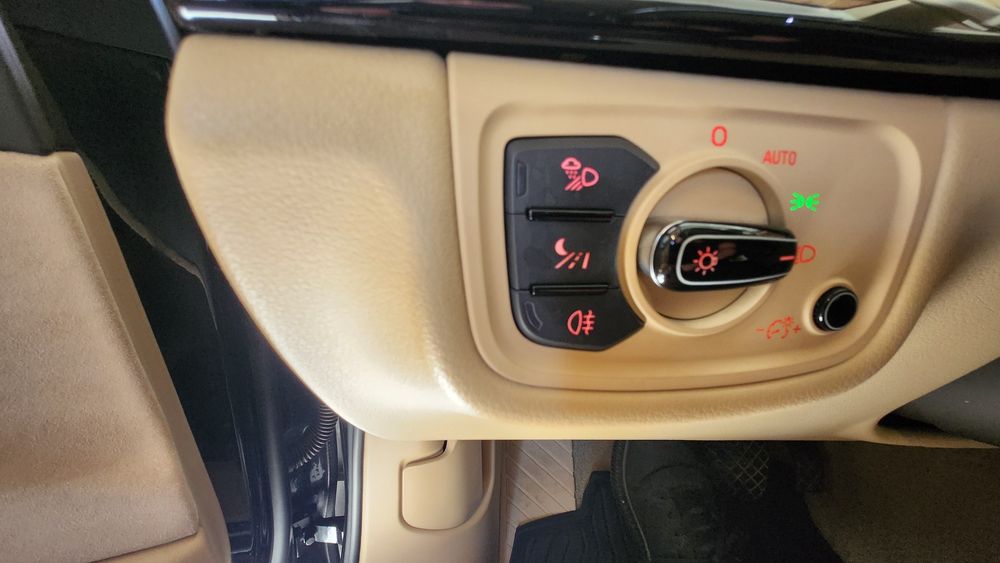 Audi A8 4H quattro 105k km