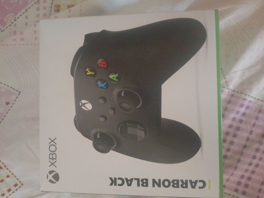 Vând maneta Xbox one S