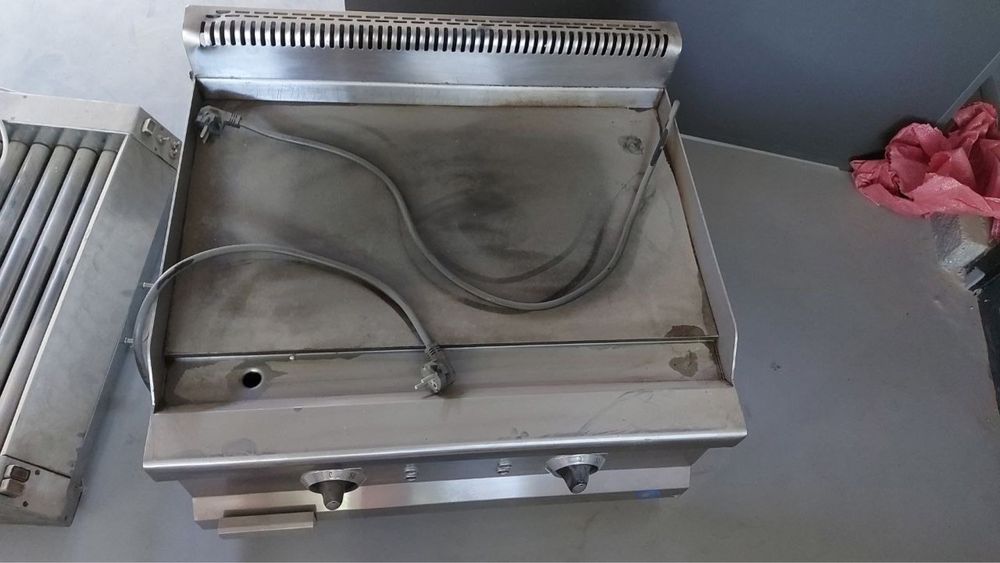 электрический гриль Pimak M 064-70 Б/У