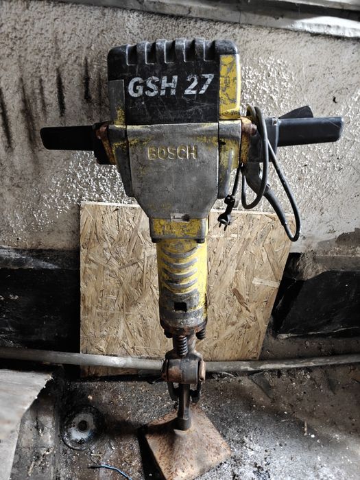 Ciocan demolator picamer Bosch