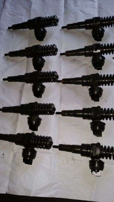 Injectoare Volkswagen Touareg 5.0 TDI V10