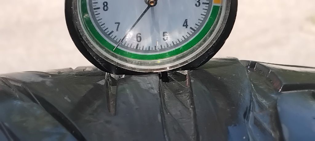 Гуми 225 45 17 Унироял Uniroyal 2 броя. Нов внос. Не са нови!