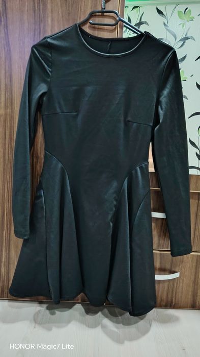 Rochie scurtă  neagră