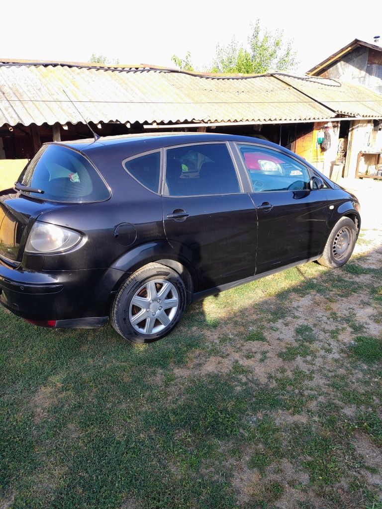 Vând Seat Toledo 3 1,9 TDI