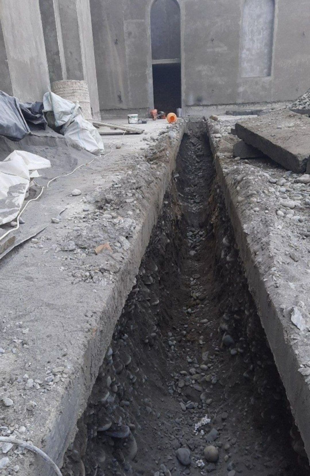 Копать Траншеи яма для канализация и водопровод