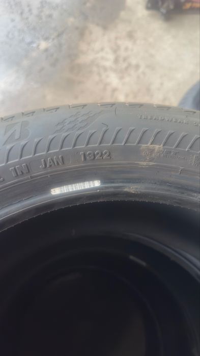 Bridgestone Turanza 225 50 18