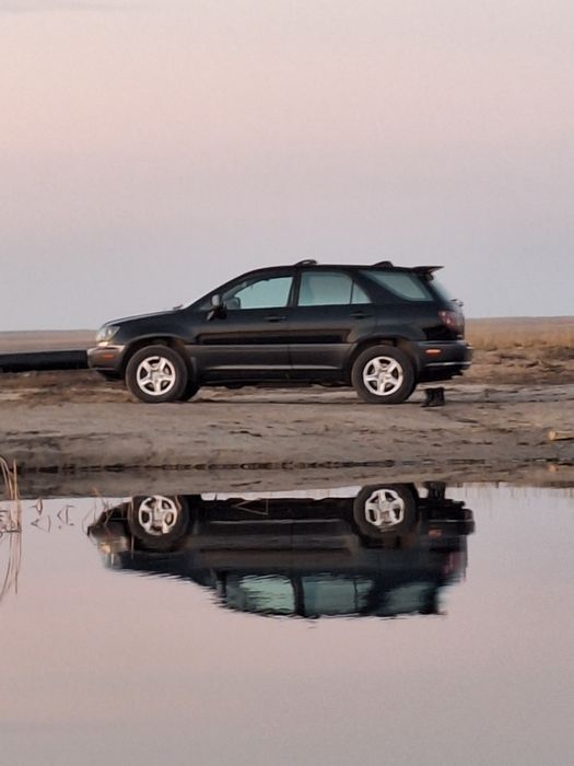 Продам ЛЕКСУС РХ300